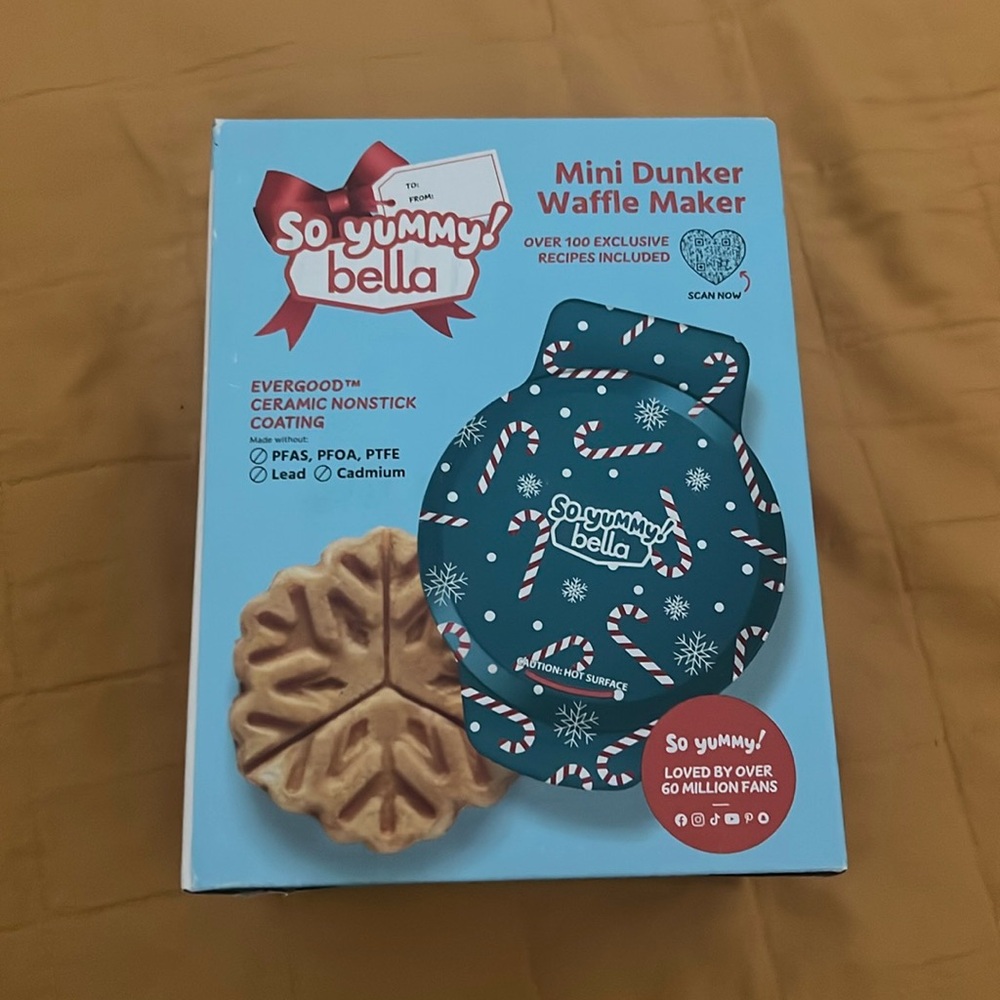 Mini Waffle Maker Brand New